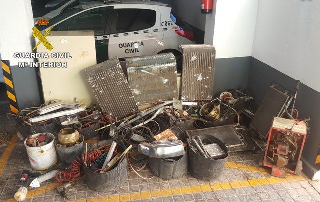 BODEGON EFECTOS RECUPERADOS MOSCA