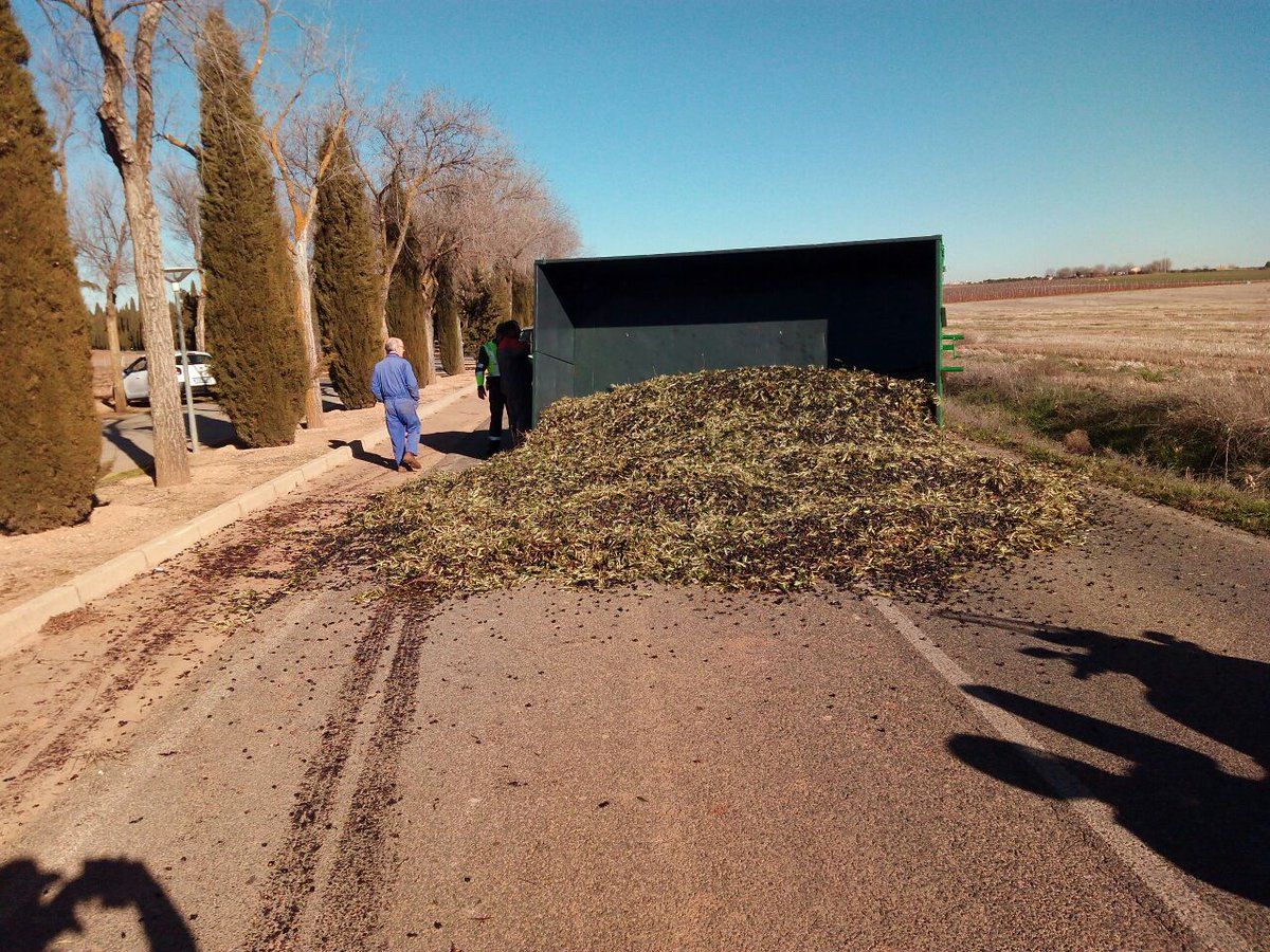 vuelcotractora
