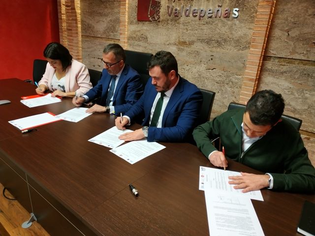 FP DUAL VALDEPEÑAS CONVENIO
