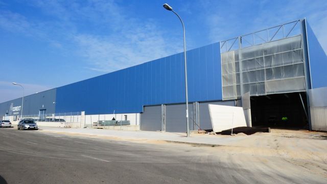 Obras en polígono 17