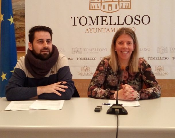 alcaldesa y concejal obras nota camino real