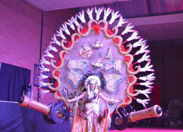 reina carnaval mota b