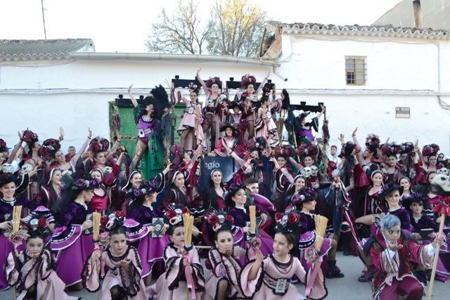 Ecuela de Danza María Mota 2º Premio comparsas no locales