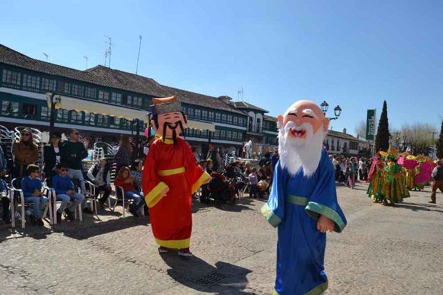 desfile carrozas comparsas almagro i