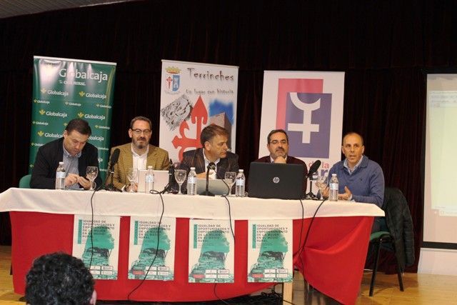 fiscaliad conectividad y despoblamiento