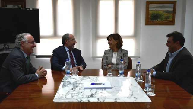 IMAGEN BLANCA FERNANDEZ REUNION CAMARA DE COMERCIO