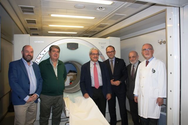 REUNIÓN MEDICINA NUCLEAR Y VISITA PET.TAC CUENCA 011