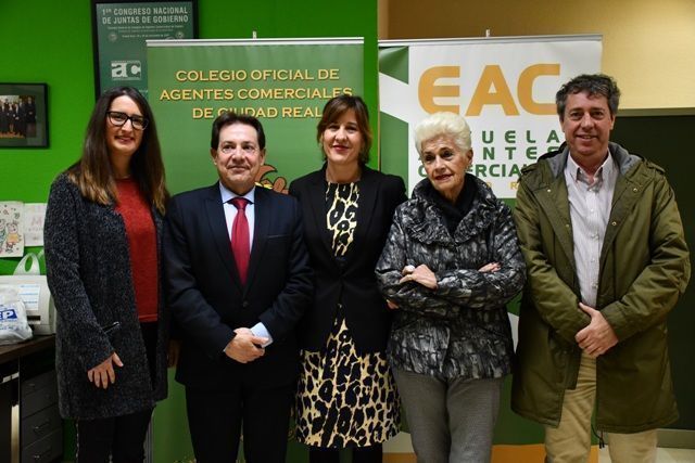 blanca encuentro colegio agentes comerciales