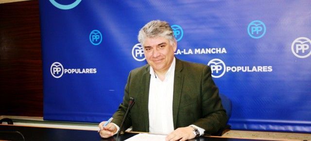 cotillas en rueda de prensa