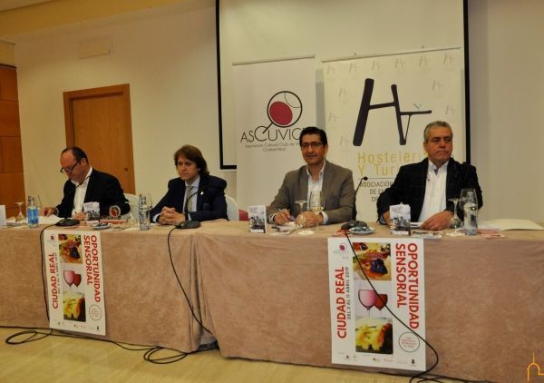 presentacion menu con vino