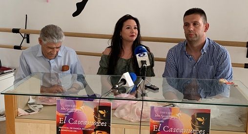 cascanuces present