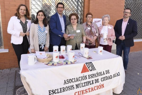 donativo a esclerosis multiple
