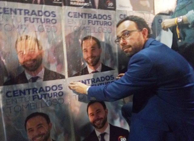 pegada carteles c