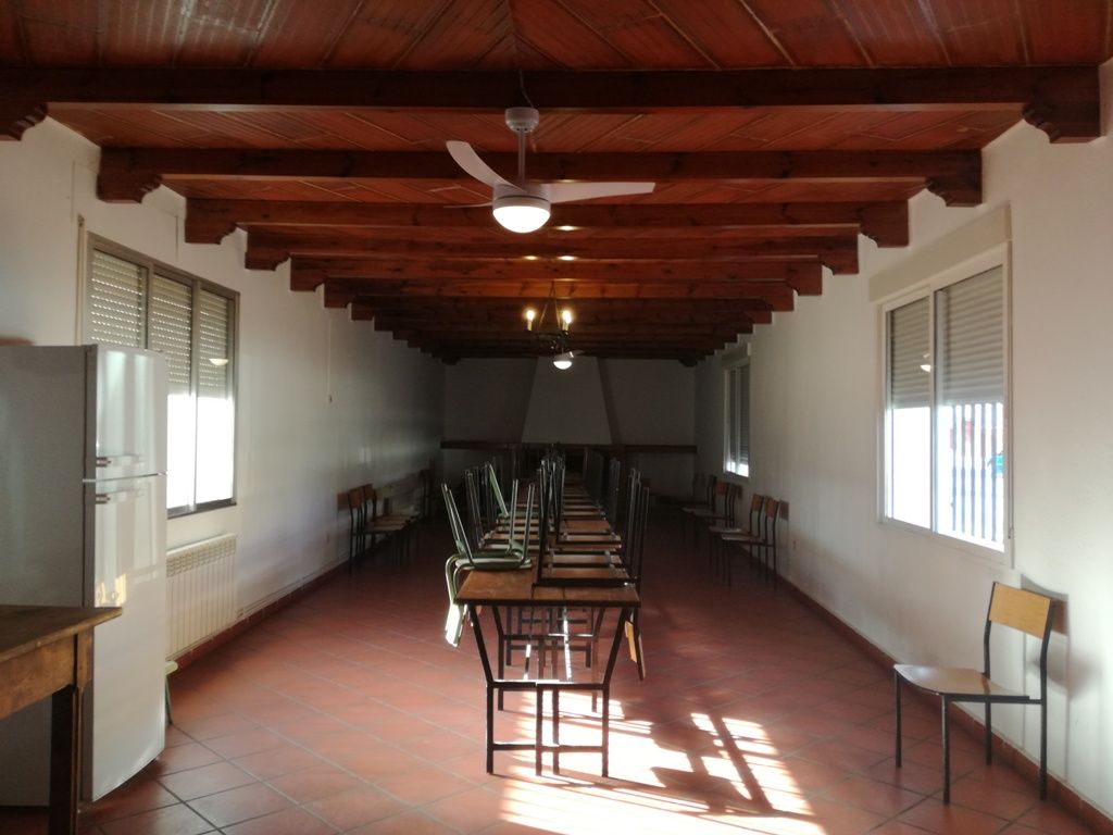 caritas fin curso e instalaciones e