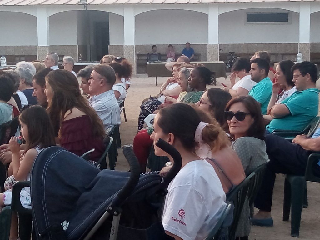 caritas fin curso e instalaciones n