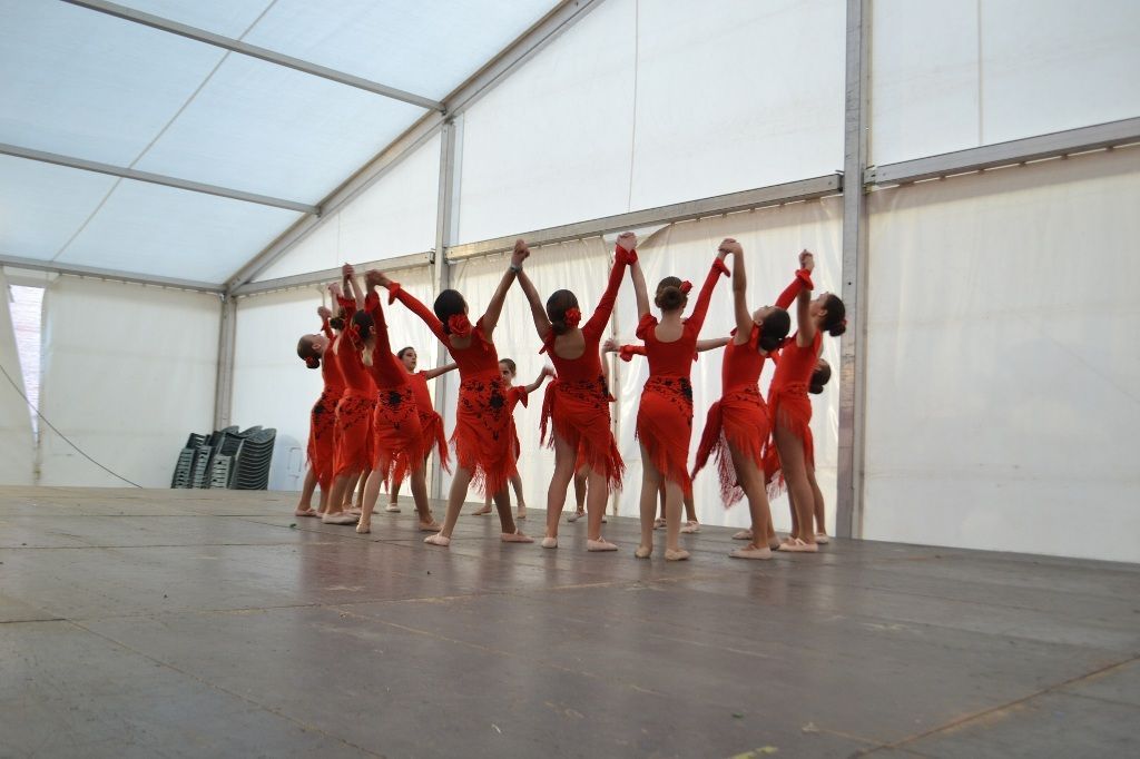 Desfile infantil concurso baile grupo 2