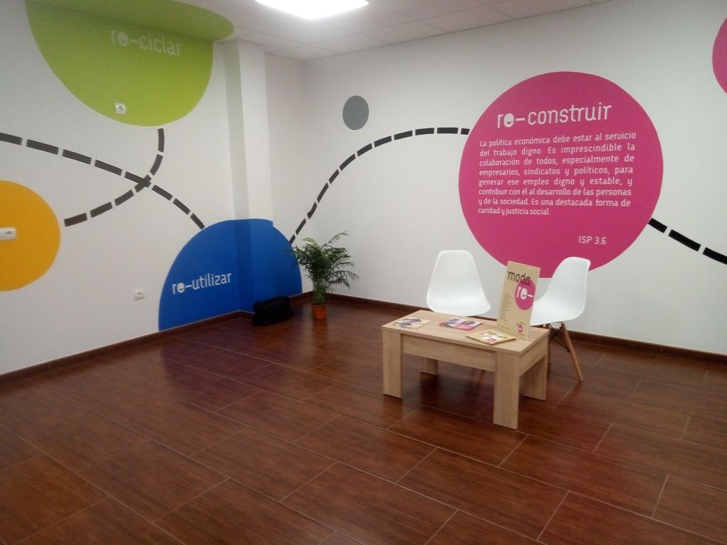 ROPA USADA CARITAS 4