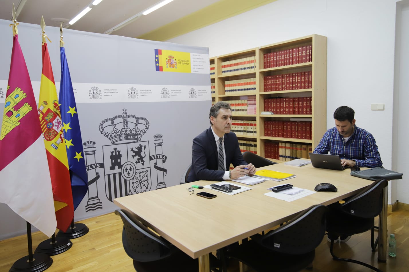reunión1