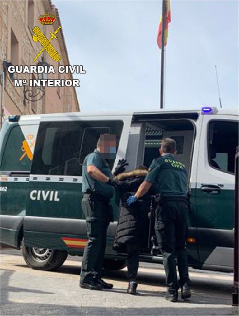 Detenidos robo bodega2