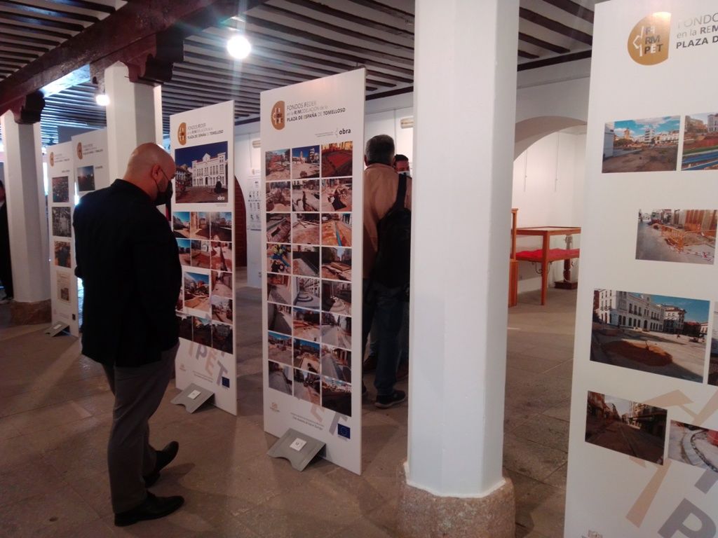 expo plaza 2
