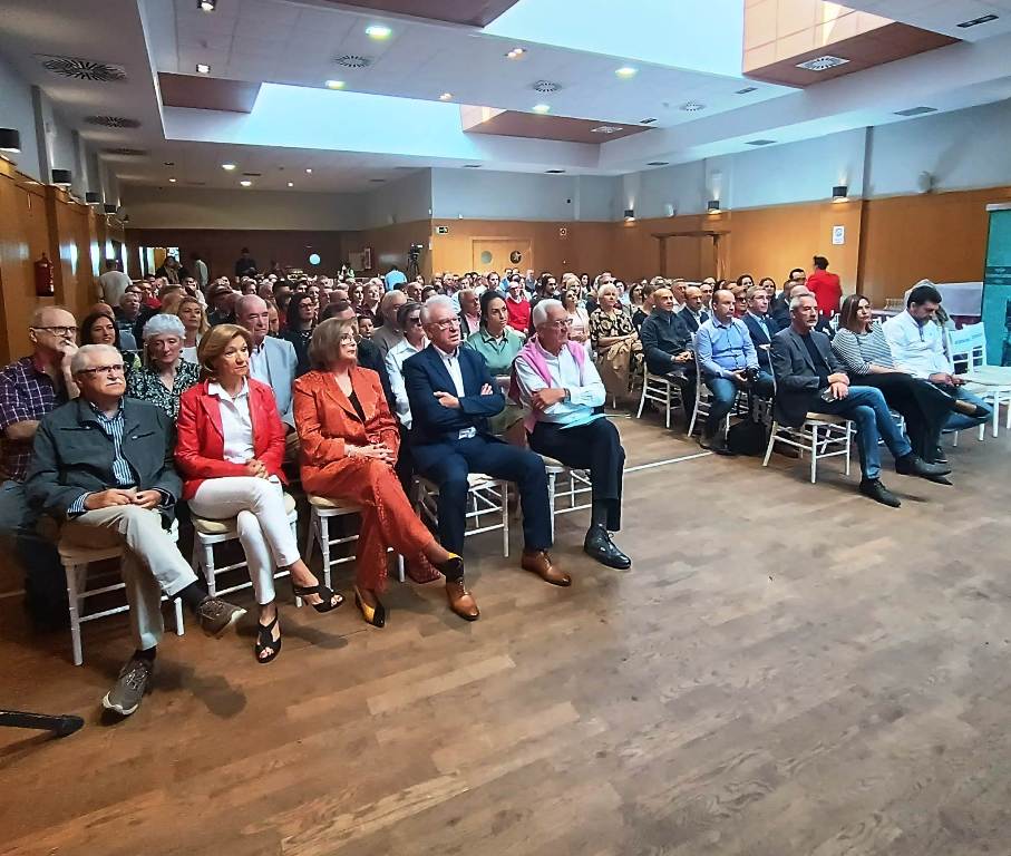 Imagenes del homenaje del PSOE de Valdepeñas 3