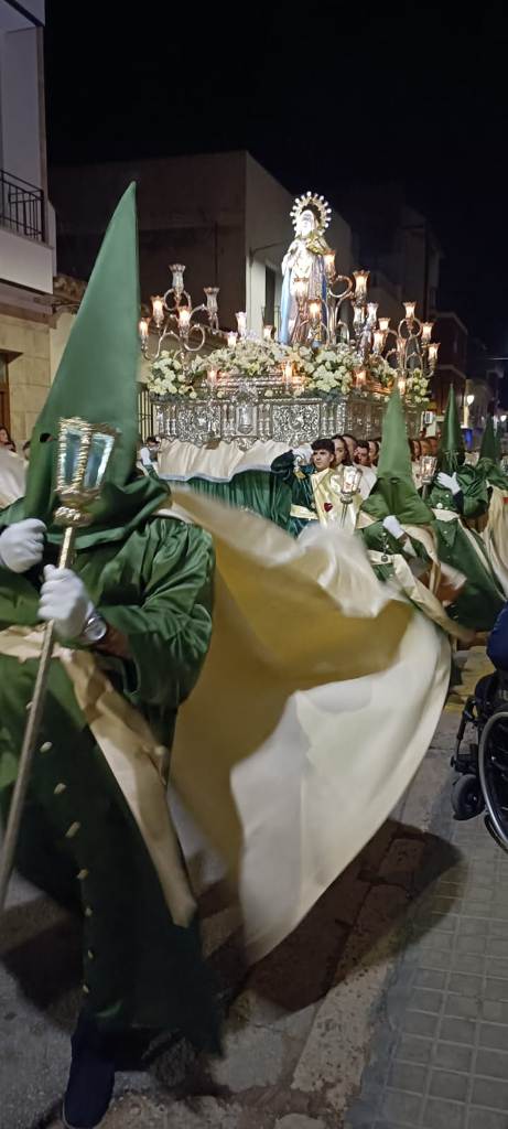procesion jueves 1