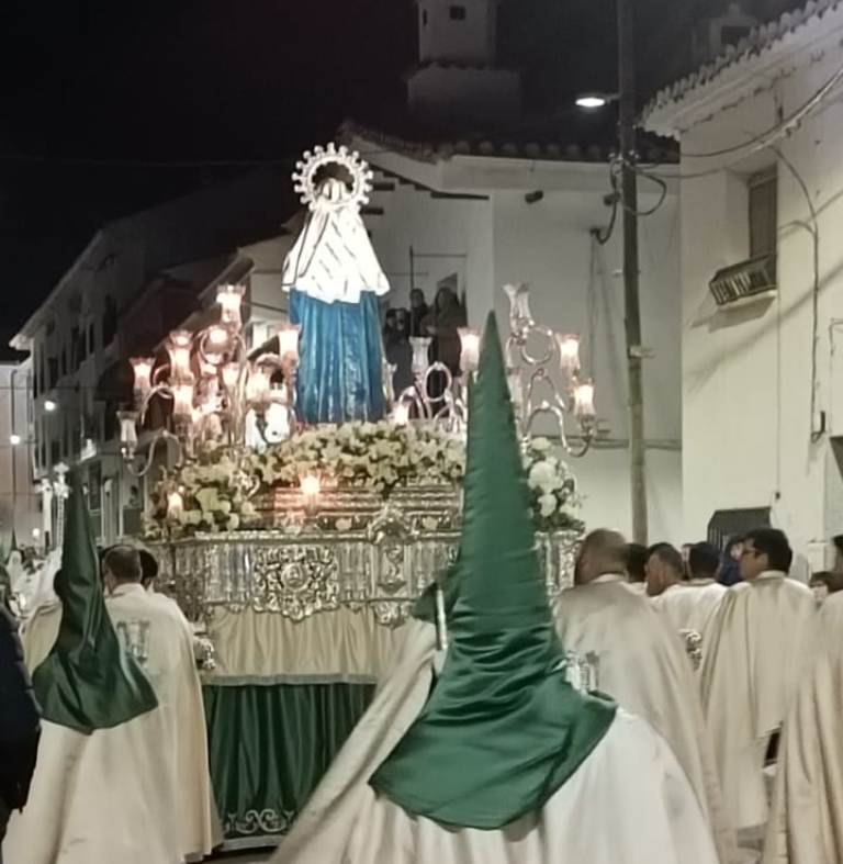 procesion jueves 4