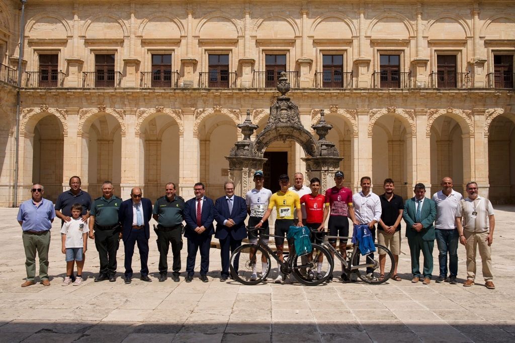 Podium Vuelta CLM etapa 4 2