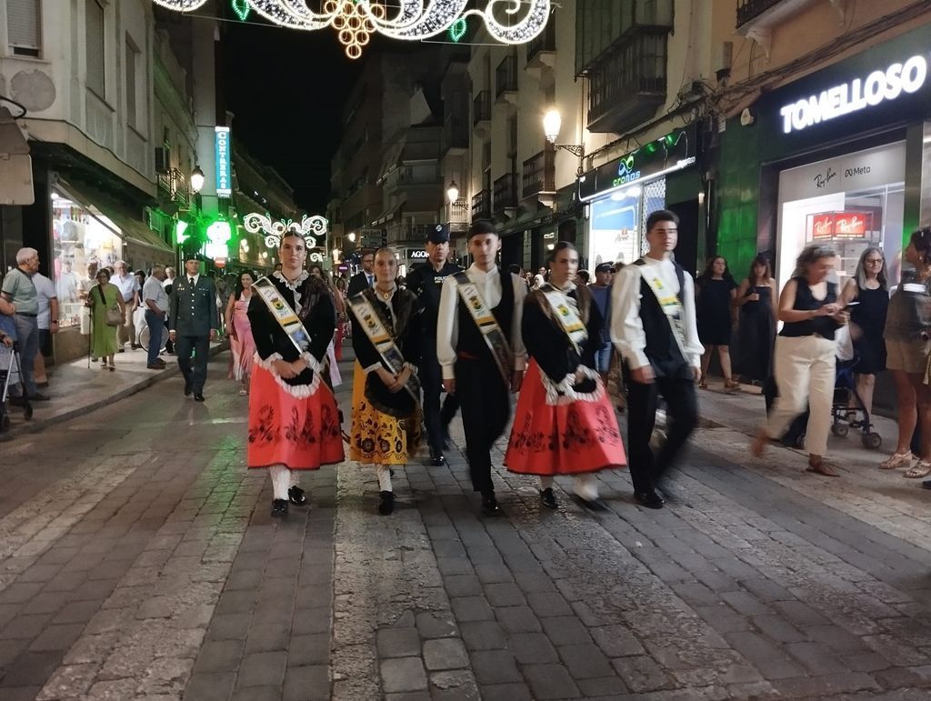 inauguracion feria 8