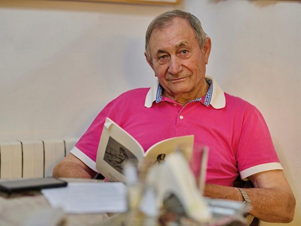Jesús Lara Serrano fotografiado por Pepe Galanes